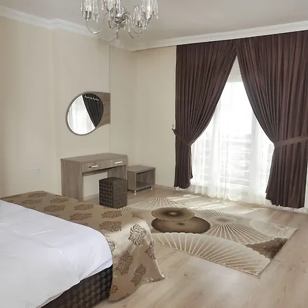 Royal Life Apart-hotel 2*