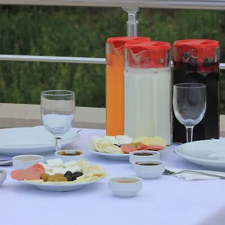 Royal Life Hotel apartamentowy Kaşüstü