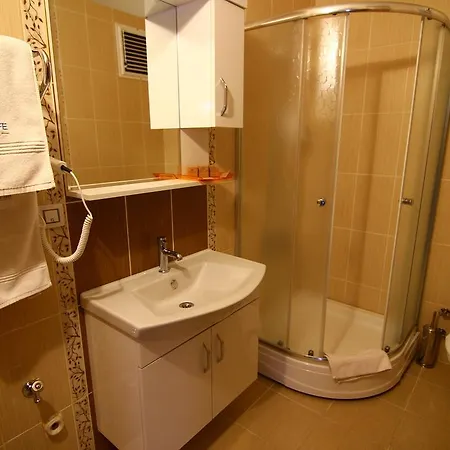 Hotel apartamentowy Royal Life Kaşüstü