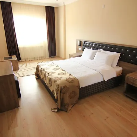 Hotel apartamentowy Royal Life Kaşüstü