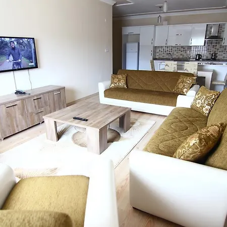 Hotel apartamentowy Royal Life 2*