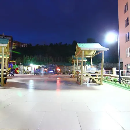 Royal Life Hotel apartamentowy 2*