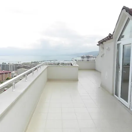 Royal Life Hotel apartamentowy Kaşüstü