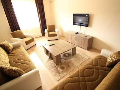 Hotel apartamentowy Royal Life 2*